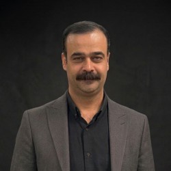 هادی اکبری